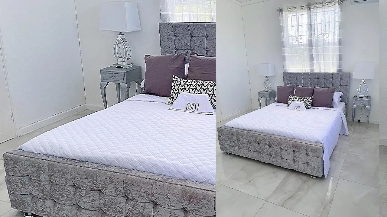 Attalia Villa Runaway Bay